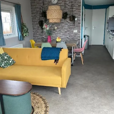 Chalé 561 Op Recreatiepark De Wielen *