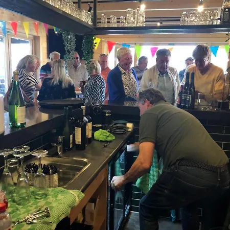 Chalet Chalet 561 Op Recreatiepark De Wielen